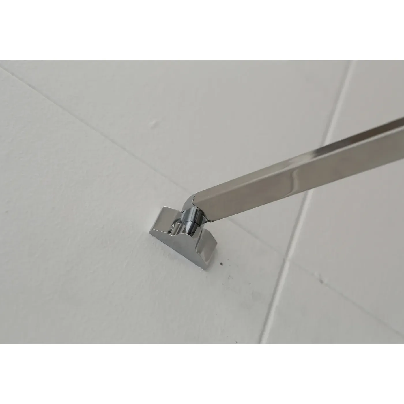 AquaVive – Praxis Eigen Merk AquaVive badwand Fiji 115x150cm chroom