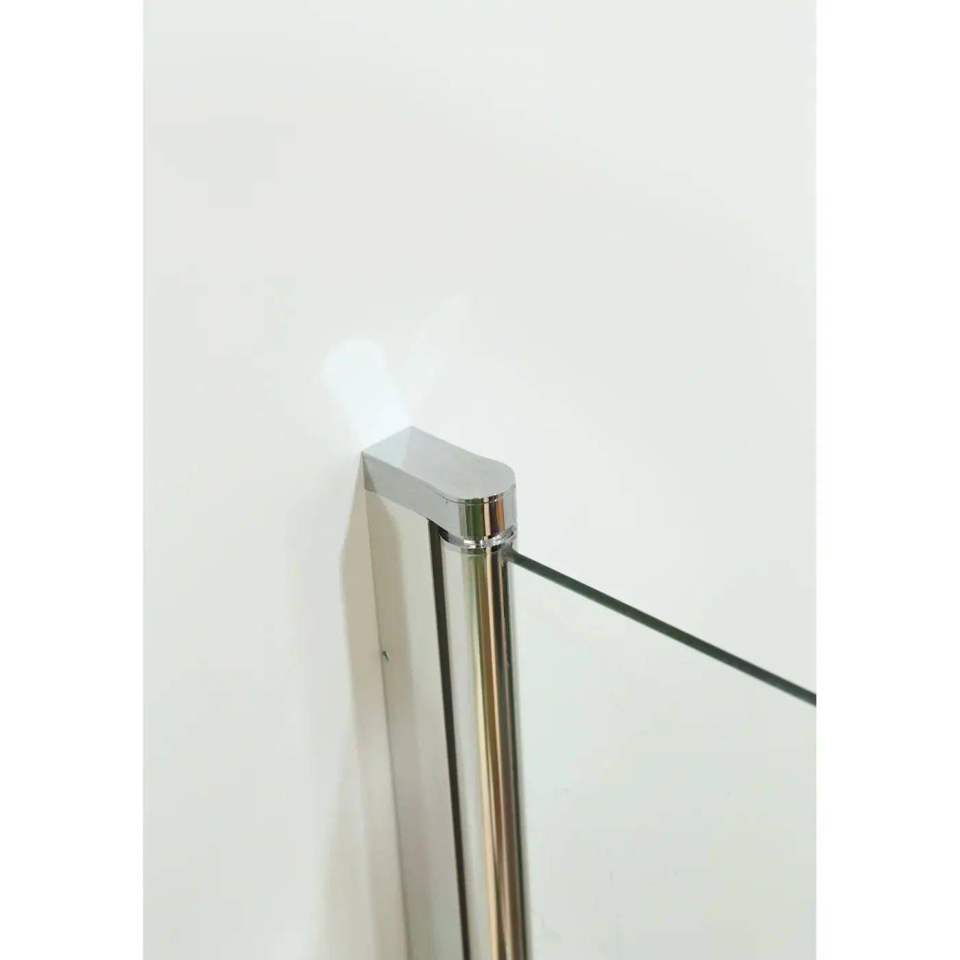 AquaVive – Praxis Eigen Merk AquaVive badwand Fiji 115x150cm chroom