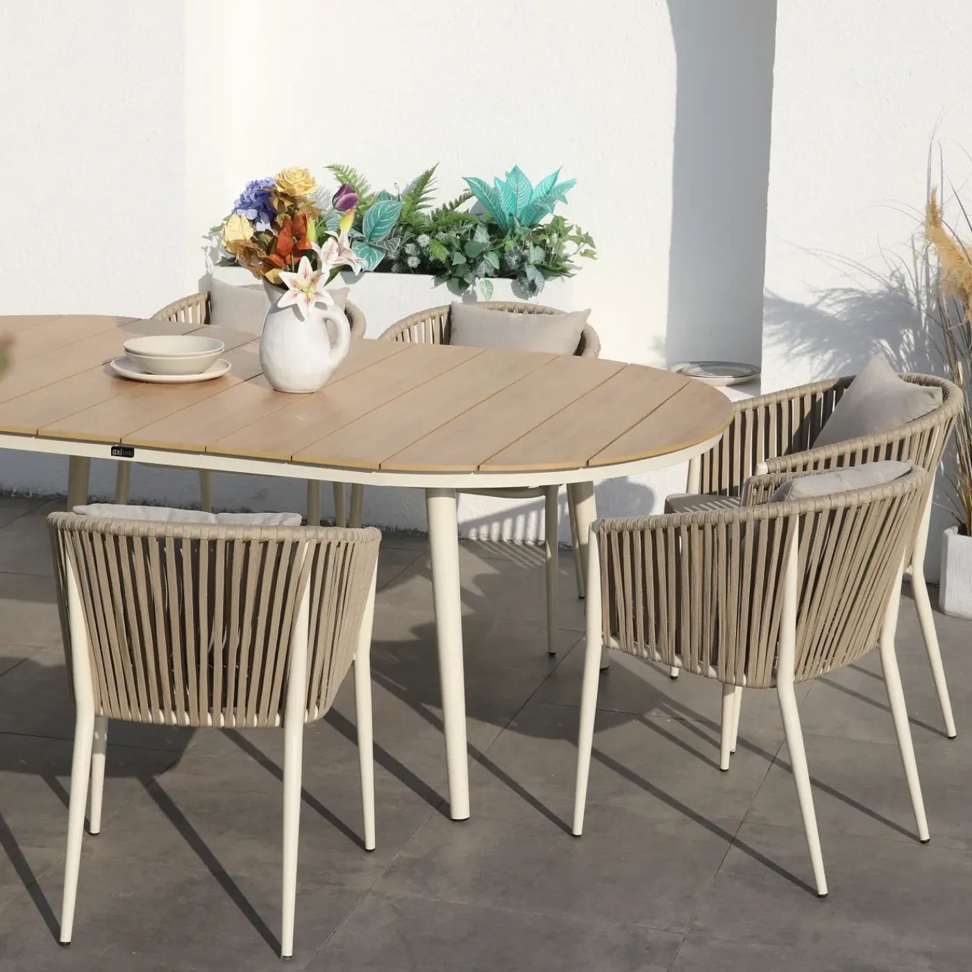 AXI Chay Tuinset Van Polywood - Houtlook - Met 8 Beige Stoelen