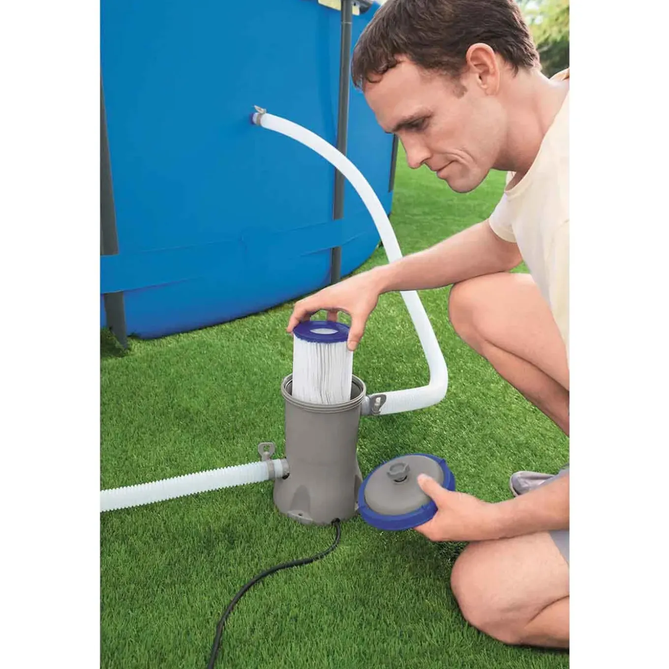 Bestway Zwembad Accessoire Filterpomp 2000 Liter