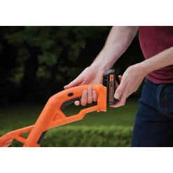 Black+Decker Accu Grastrimmer ST182320-QW - 18V - 25cm maaibreedte (inclusief accu en lader)