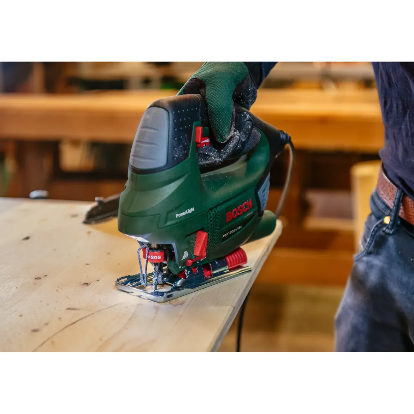 Bosch Decoupeerzaag PST 900 PEL - 620W Gesnoerd - Koolborstelloze motor - Pendelfunctie