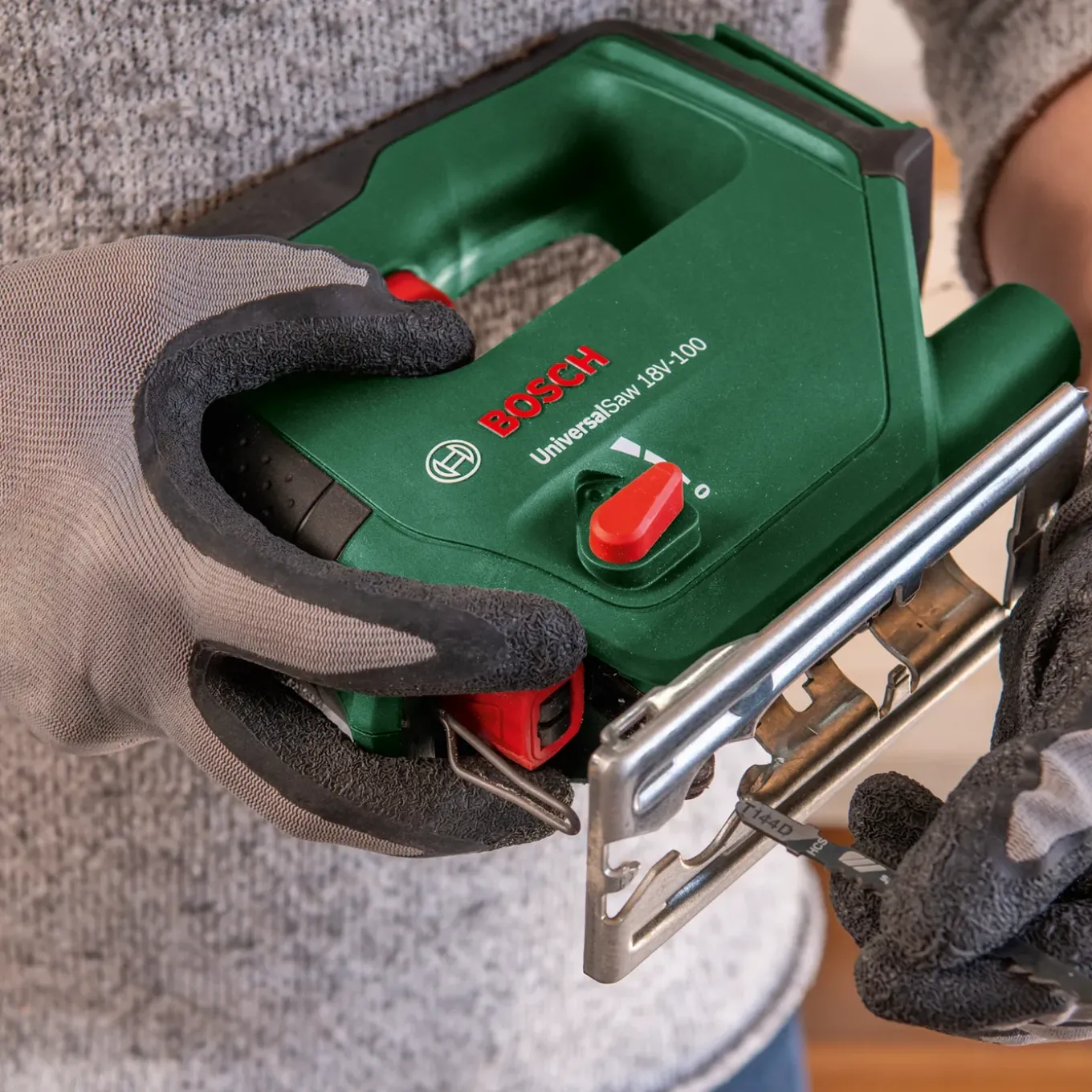 Bosch Decoupeerzaag UniversalSaw 18V-100 - 18V Accu (zonder accu) - Pendelfunctie - Variabele snelheid
