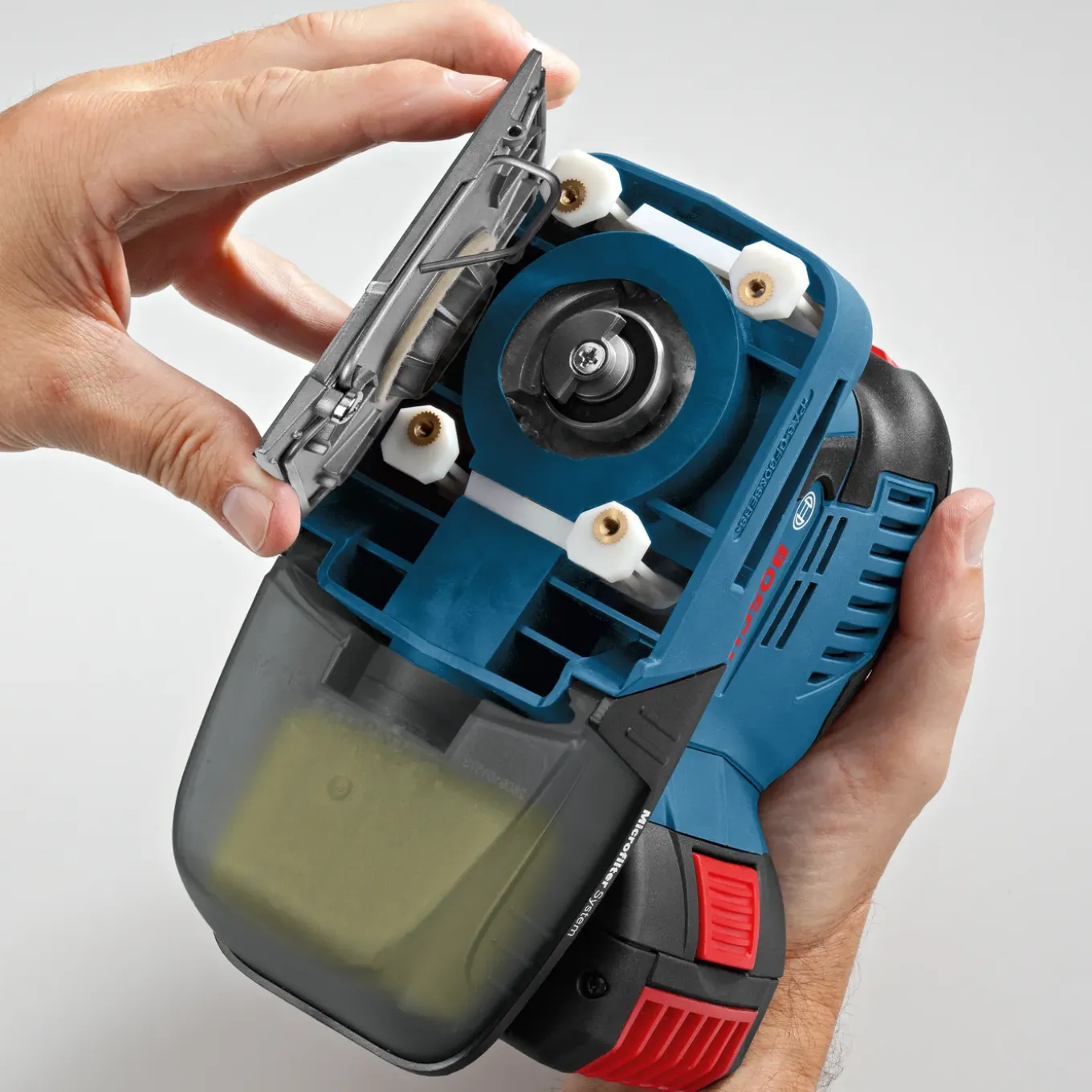 Bosch Professional GSS 18V-10 Deltaschuurmachine - 18V - 101 mm (zonder accu)