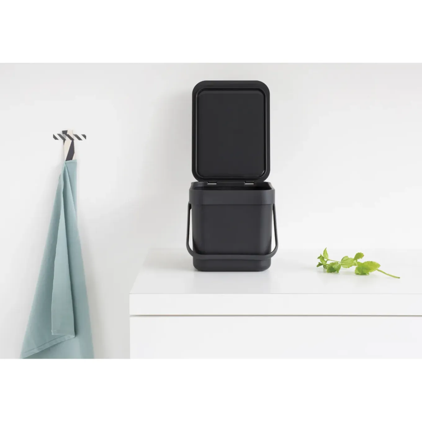 Brabantia Afvalbak Sort & Go - Kunststof - Donkergrijs - 20x24.5x18.1cm - 6L