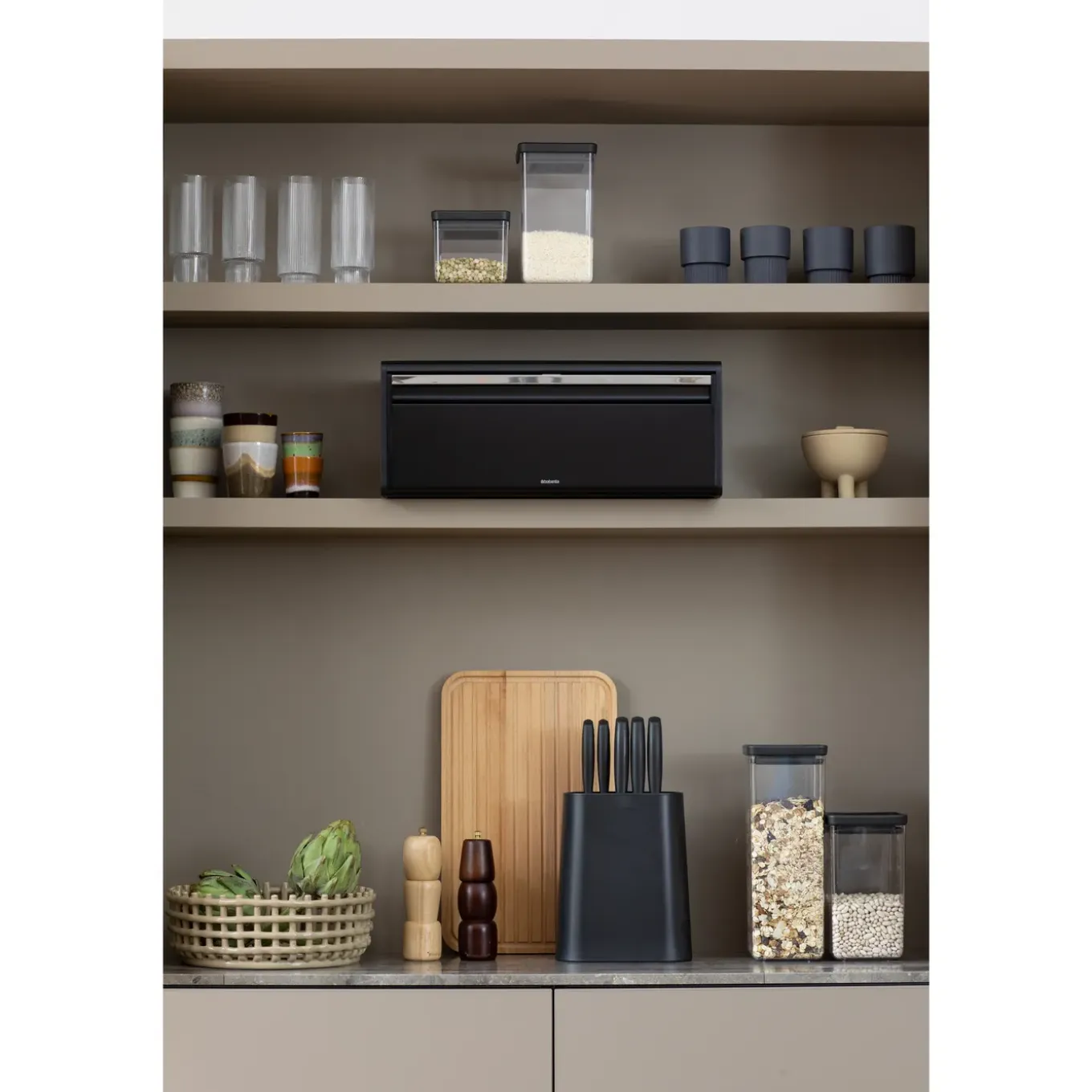 Brabantia Broodtrommel Met Klepdeksel - Matt Black