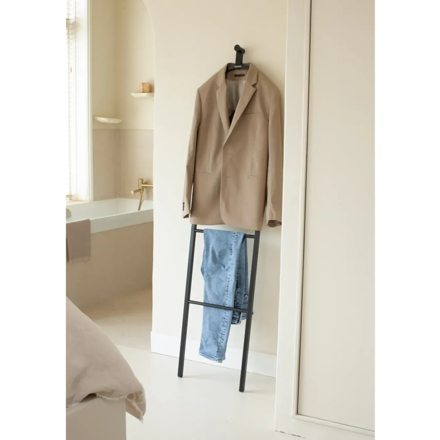 Brabantia - Dressboy - Linn - Black