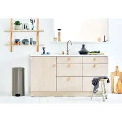 Brabantia Pedaalemmer NewIcon - Staal - Platinum - 35.5x33x73.5cm - 30L