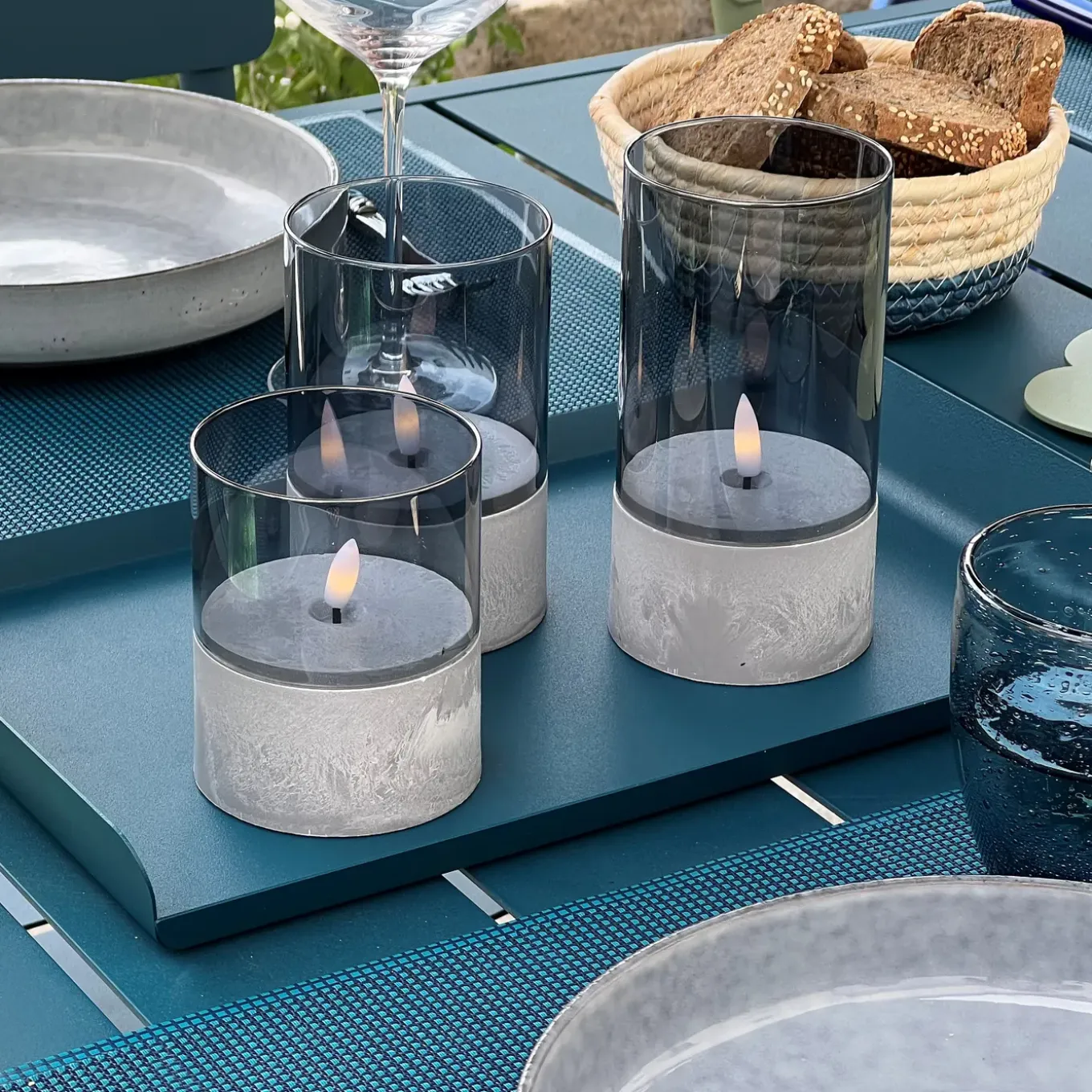 Brilliant tafellamp op batterij Bougie betoneffect rookglas set van 3