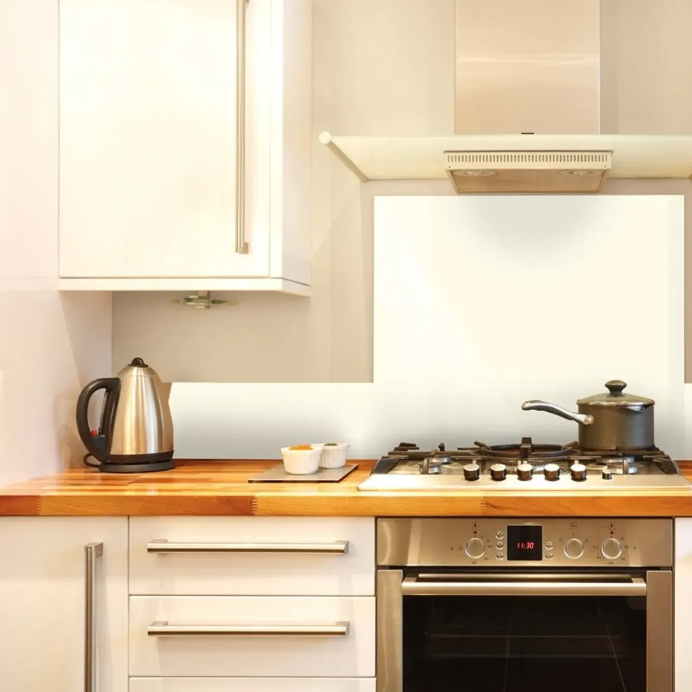 99deco - Aluminium Afzuigkapachterwand - Essential Wit - 70x90 Cm