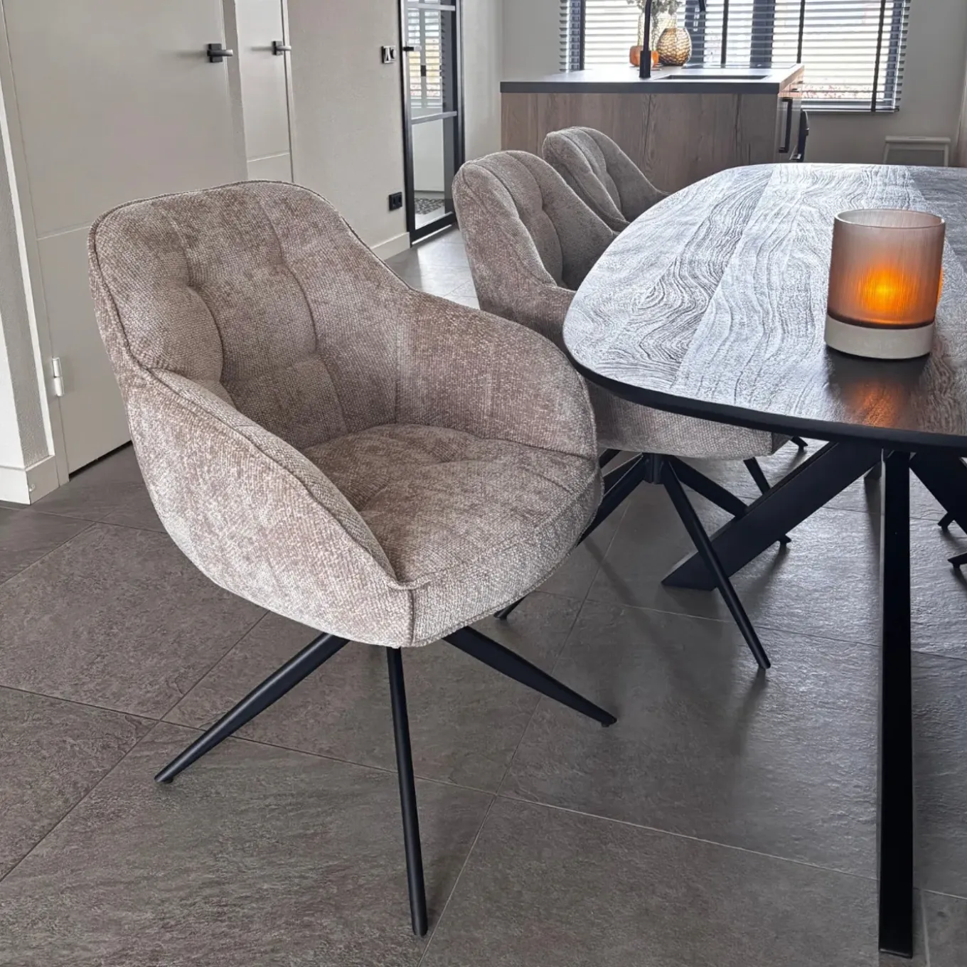 Ds4u - Joy Draaibare Eetkamerstoel - Champagne