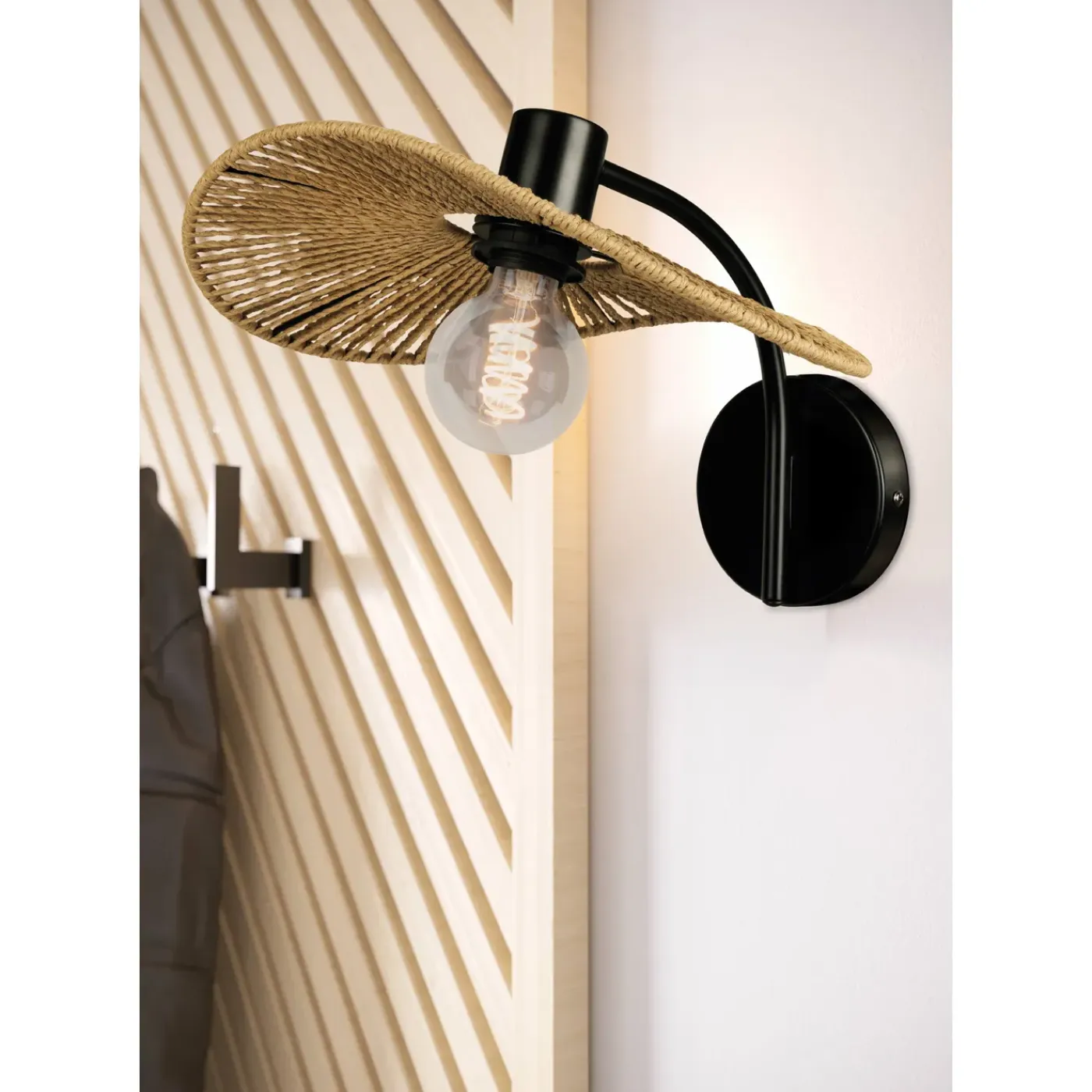 Eglo wandlamp Siruela zwart natuur E27