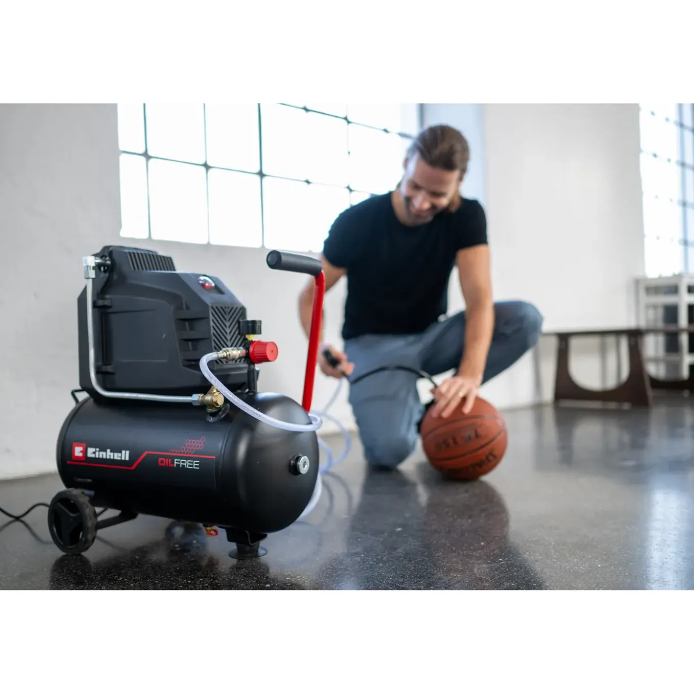 Einhell compressor TC-AC 190/24/8 I OF - 8 bar - 1100W