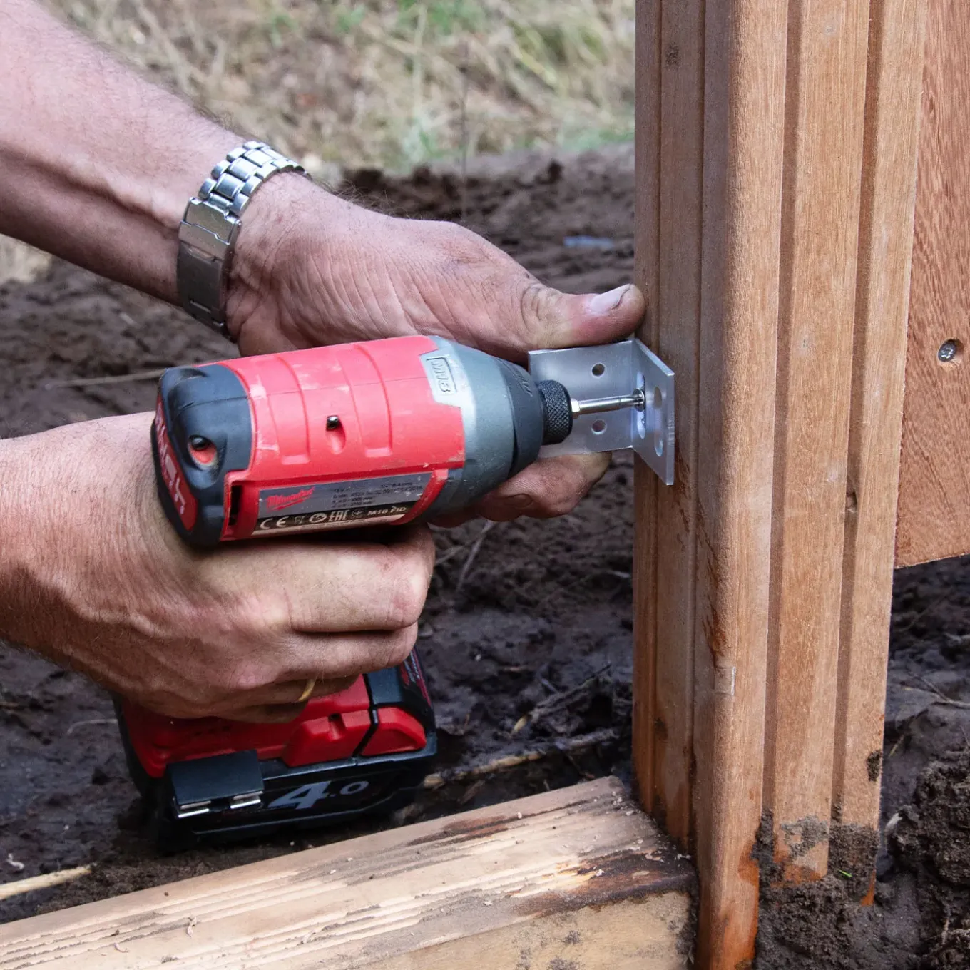 Elephant hoekstukken + schroeven voor houten tuinschermen Forte
