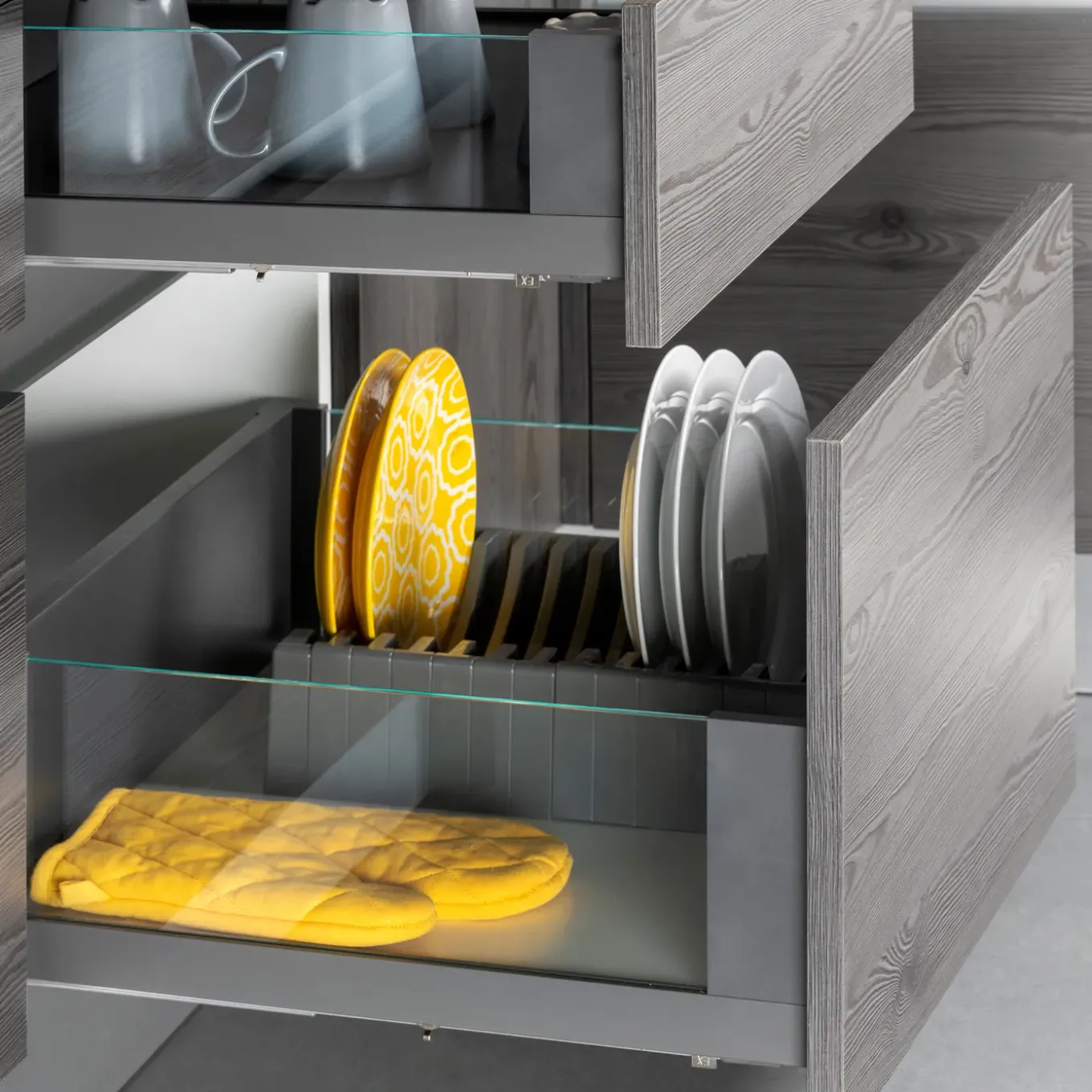 Emuca Outdoor Vertex 40kg Glaszijdige Lade 178mm Hoog, 450mm Diep, Staal En Aluminium En Glas