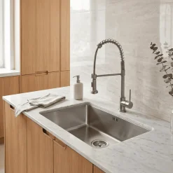 Essebagno Plimo Roestvrijstalen Monoknop Wastafelmengkraan Met Handdouche