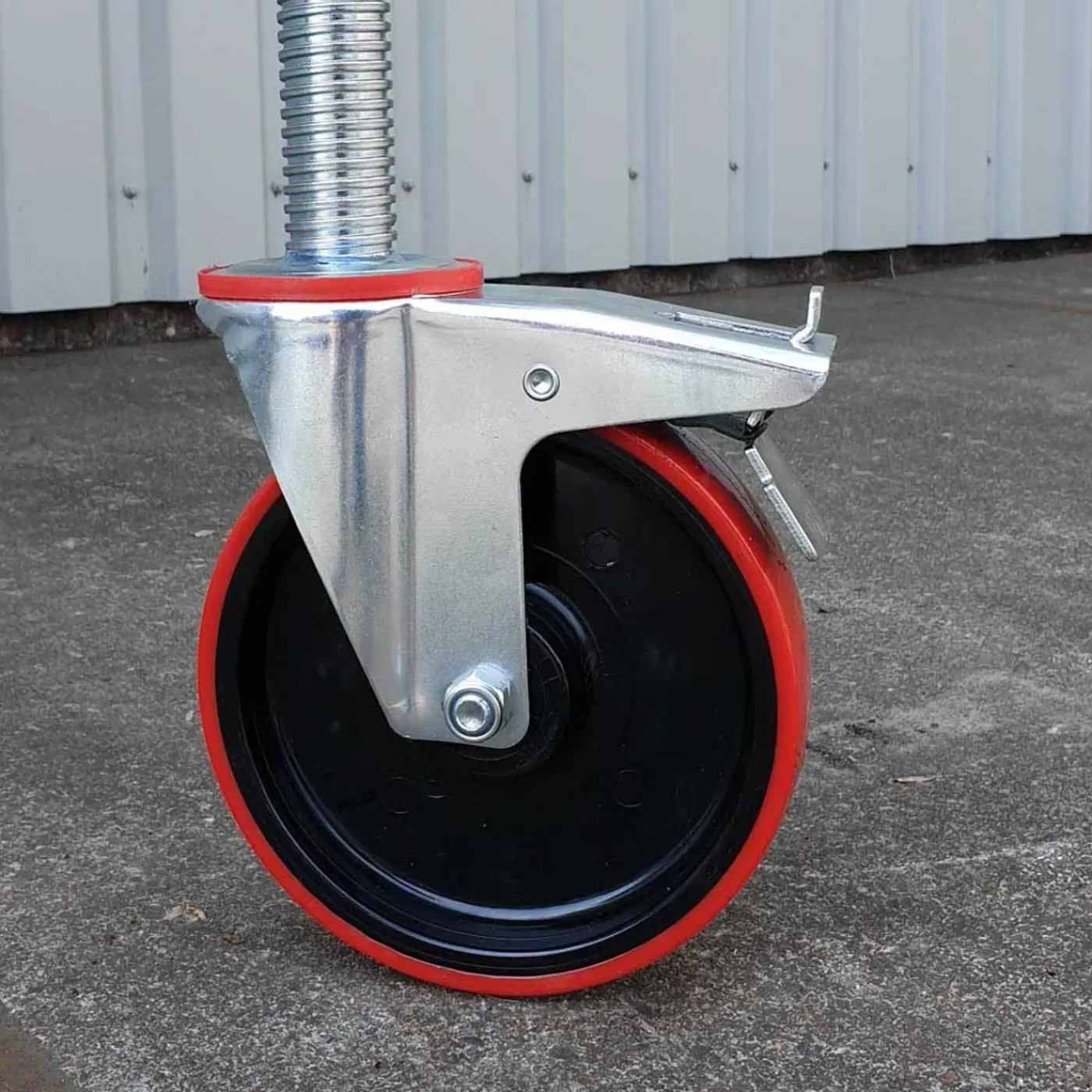Euroscaffold basic rolsteiger – Professionele steiger 135x190 cm – 5,2 meter werkhoogte
