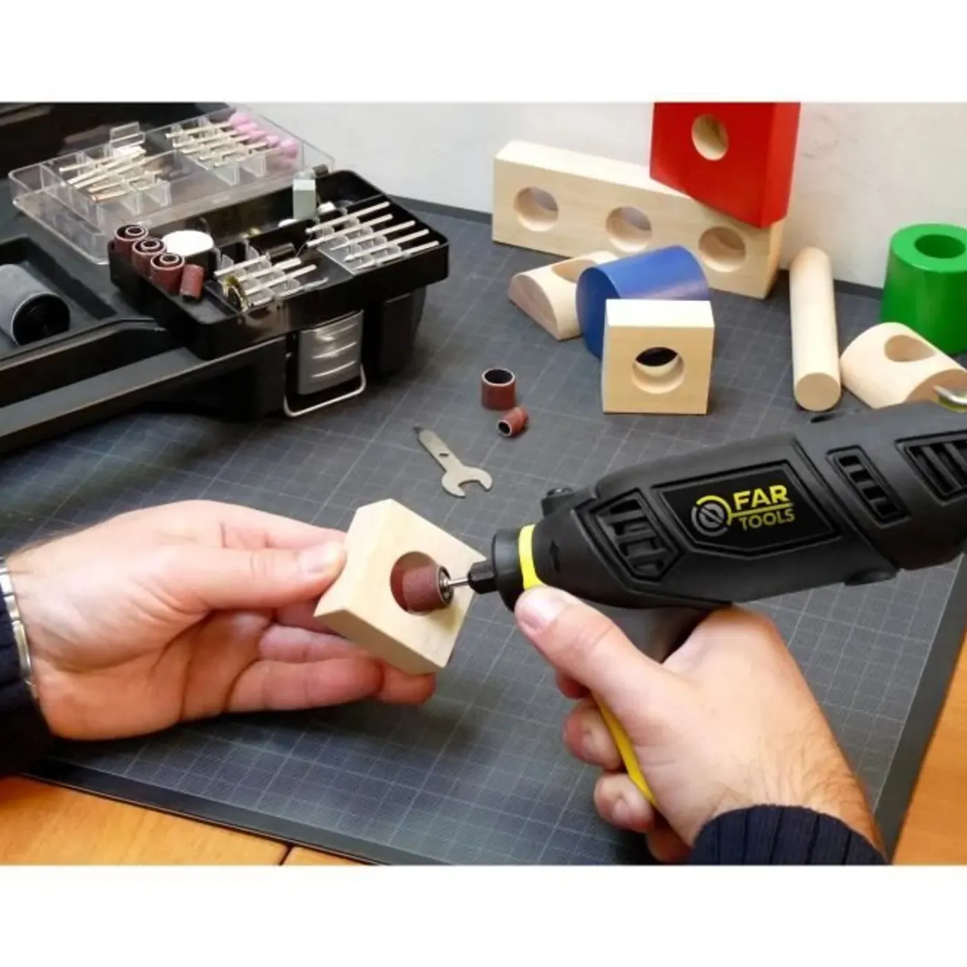 FARTOOLS - Mini-slijper - Nauwkeurig En Snel Voor Schuren En Snijden - 170 W