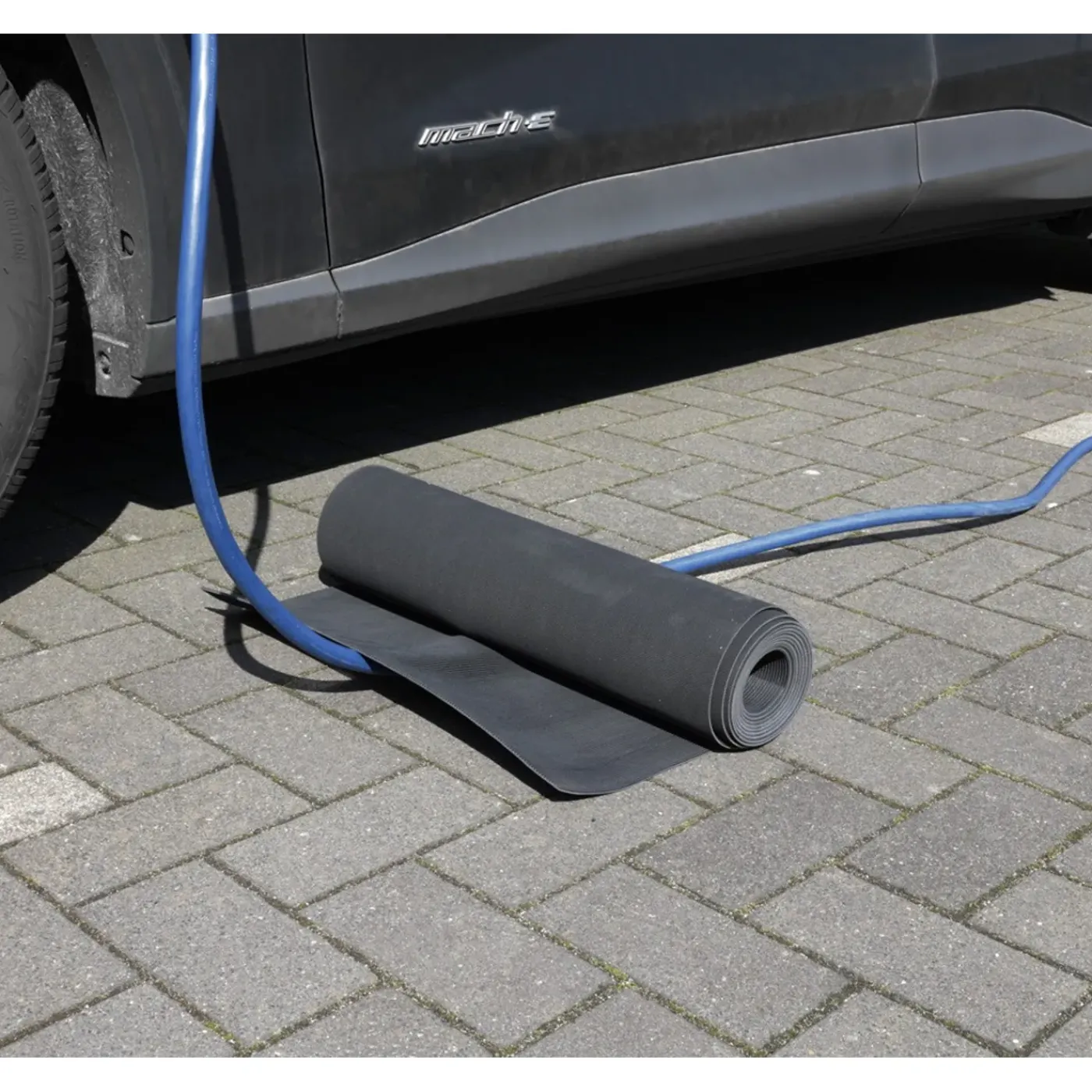 GOMBASE Laadkabel Mat / Rubberen Kabelmat - Breedte 40 Cm - 2 M