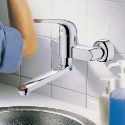 Grohe Eurosmart Care Veiligheidswandkraan - Draaibare Uitloop - Chroom