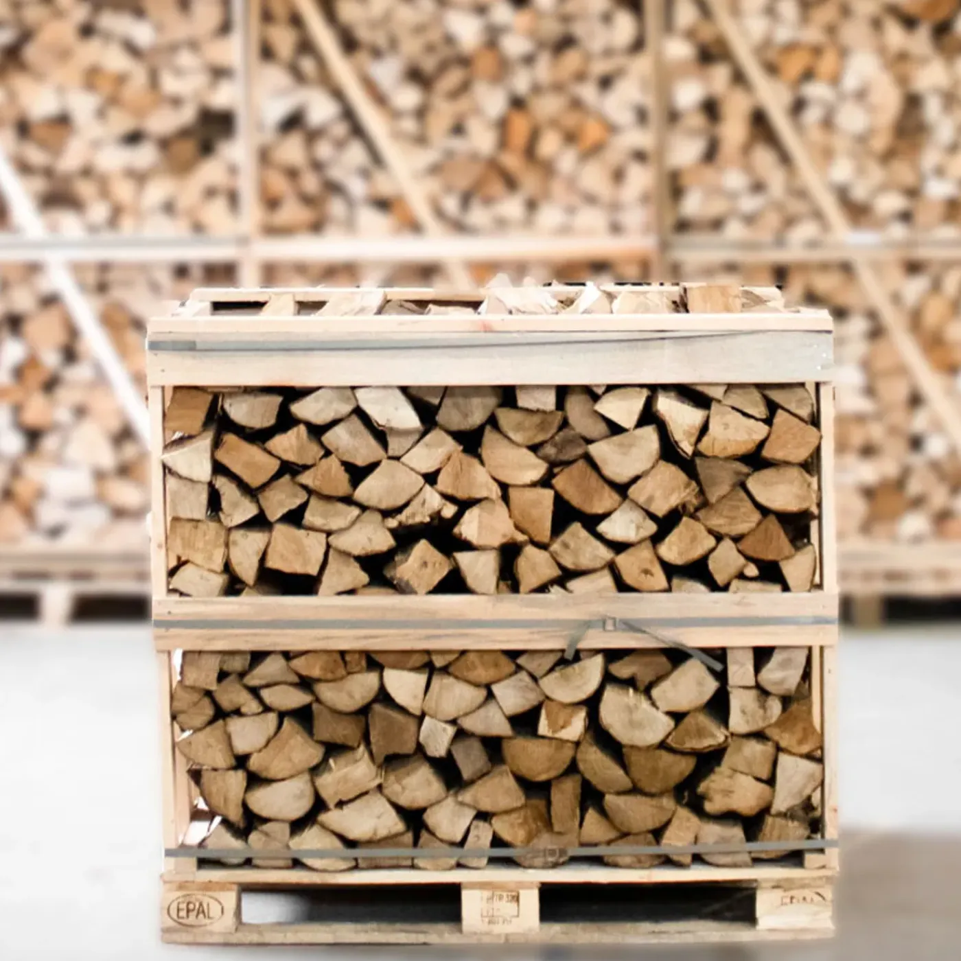 Huismerk Haagbeuk - Halve Pallet Ovengedroogd Gekloofd Haagbeuk Haardhout 25cm