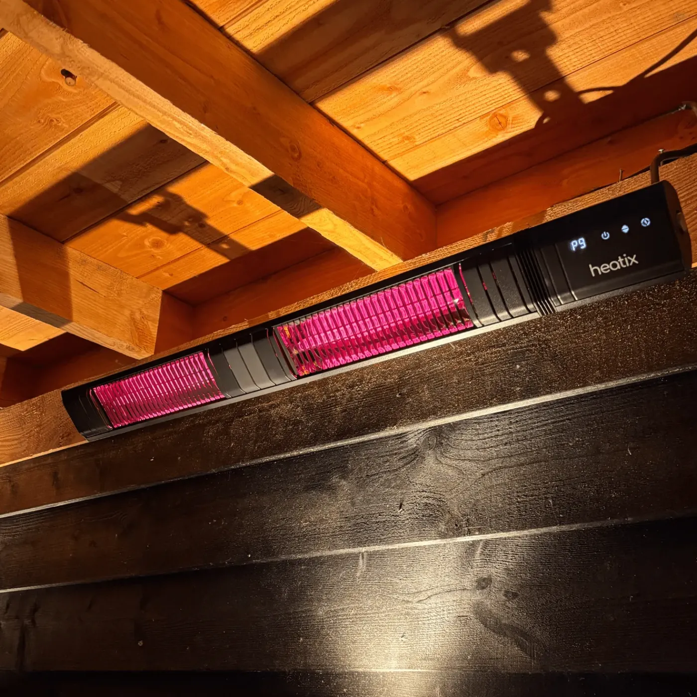 Heatix Smart Golden Shadow Heater 3000w Terrasverwarmer Wandmodel