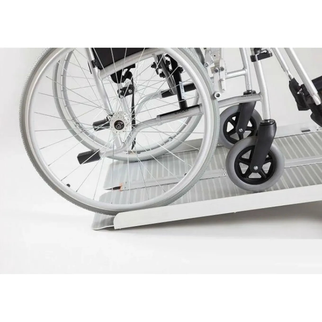 Homecare Innovation - Oprijplaat - Metaal - 183Cm - Lichtgewicht en Opvouwbaar