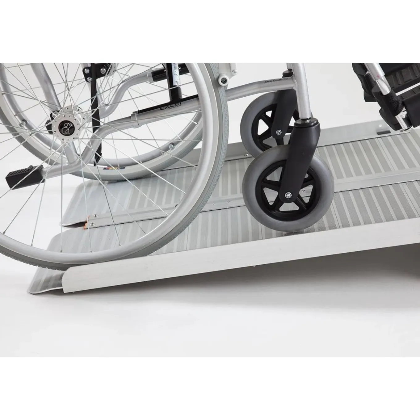 Homecare Innovation - Oprijplaat - Metaal - 183Cm - Lichtgewicht en Opvouwbaar