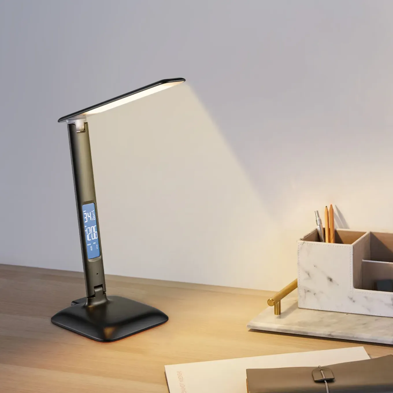 Home Sweet Home bureaulamp Clock zwart 6,8W