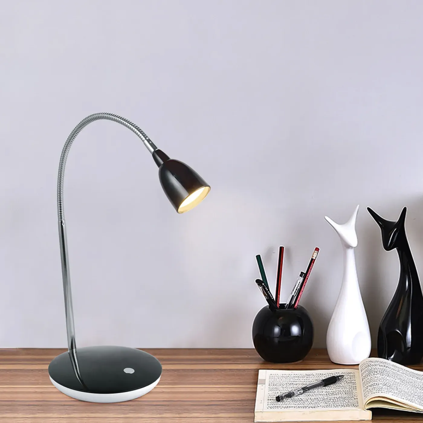 Home Sweet Home bureaulamp Flexy zwart 2,5W