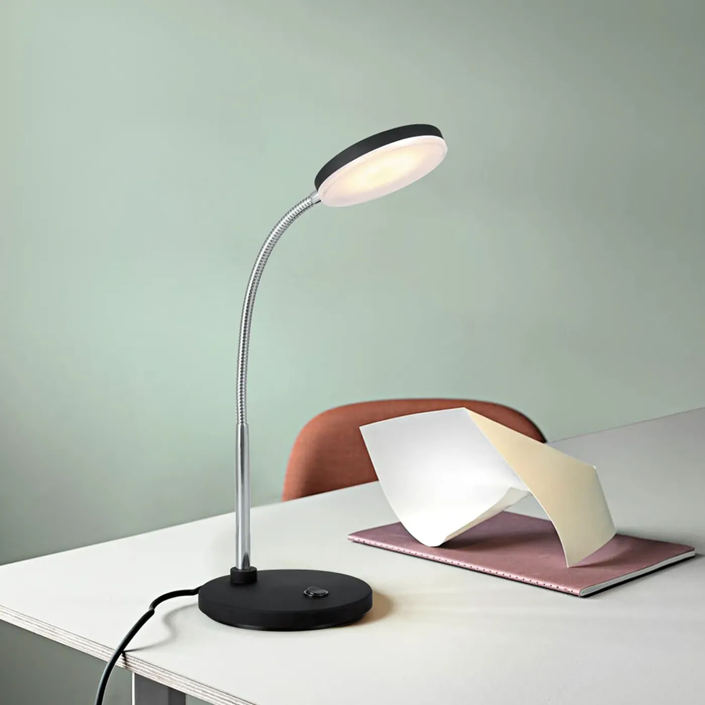 Home Sweet Home bureaulamp Polly zwart 5,5W