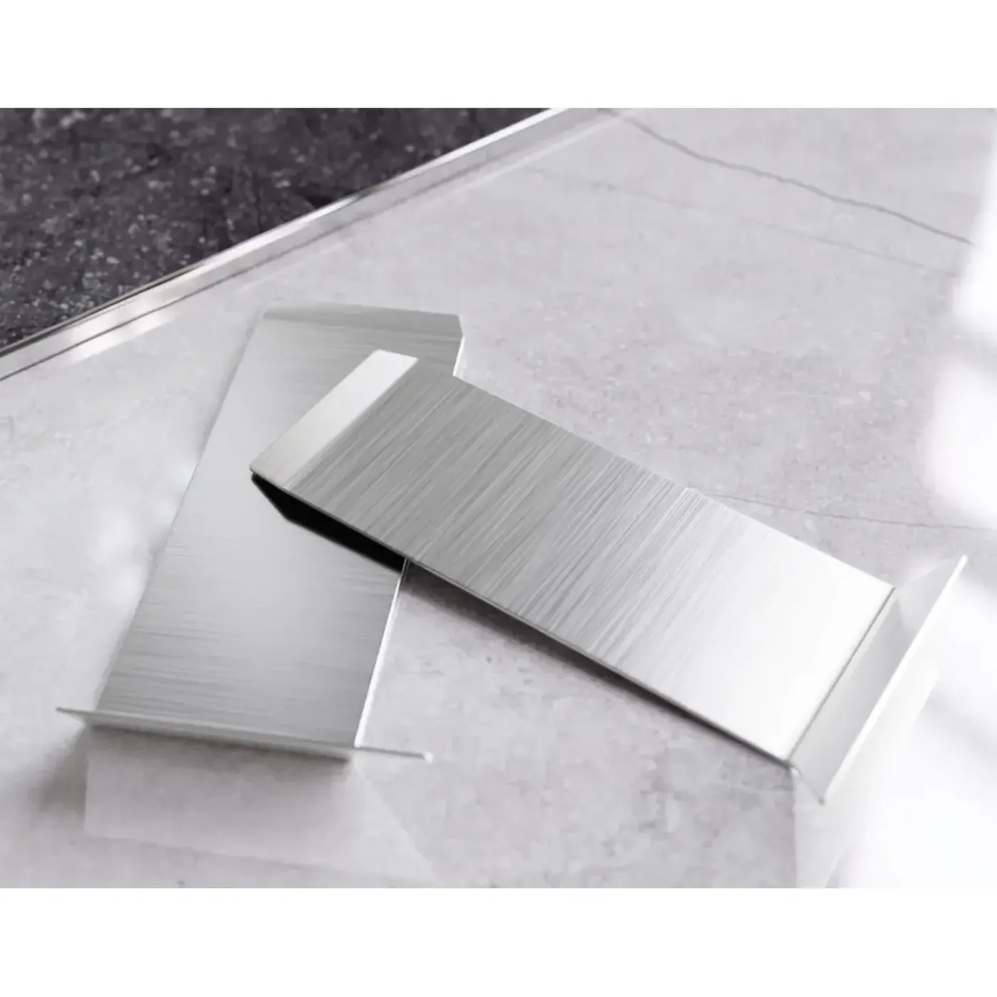 Ilcom Ceramica Ilcom Binnenhoek Fli Voor Plint F 100 Mm X 30 Mm X 30 Mm - Satijnzilver