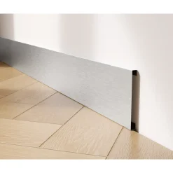 Ilcom Decoratieve Plint FC Van Roestvrij Staal 2700 mm x 100 mm - Zilver Geborsteld