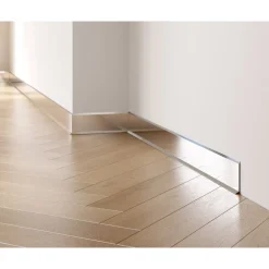 Ilcom decoratieve plint voor muren F Gepolijst zilver - 100mm x 2700mm van roestvrij staal