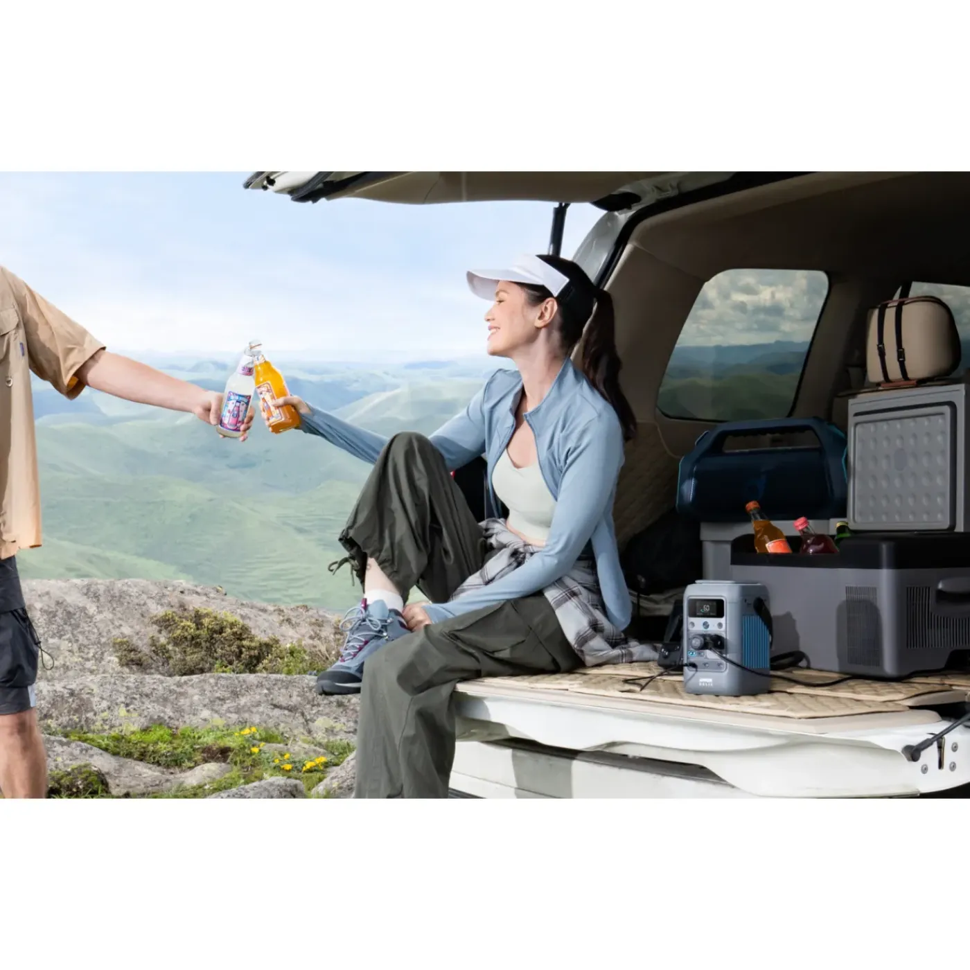 Anker Kit Batterij Solix C300x Dc Met Zonnepaneel 60 W