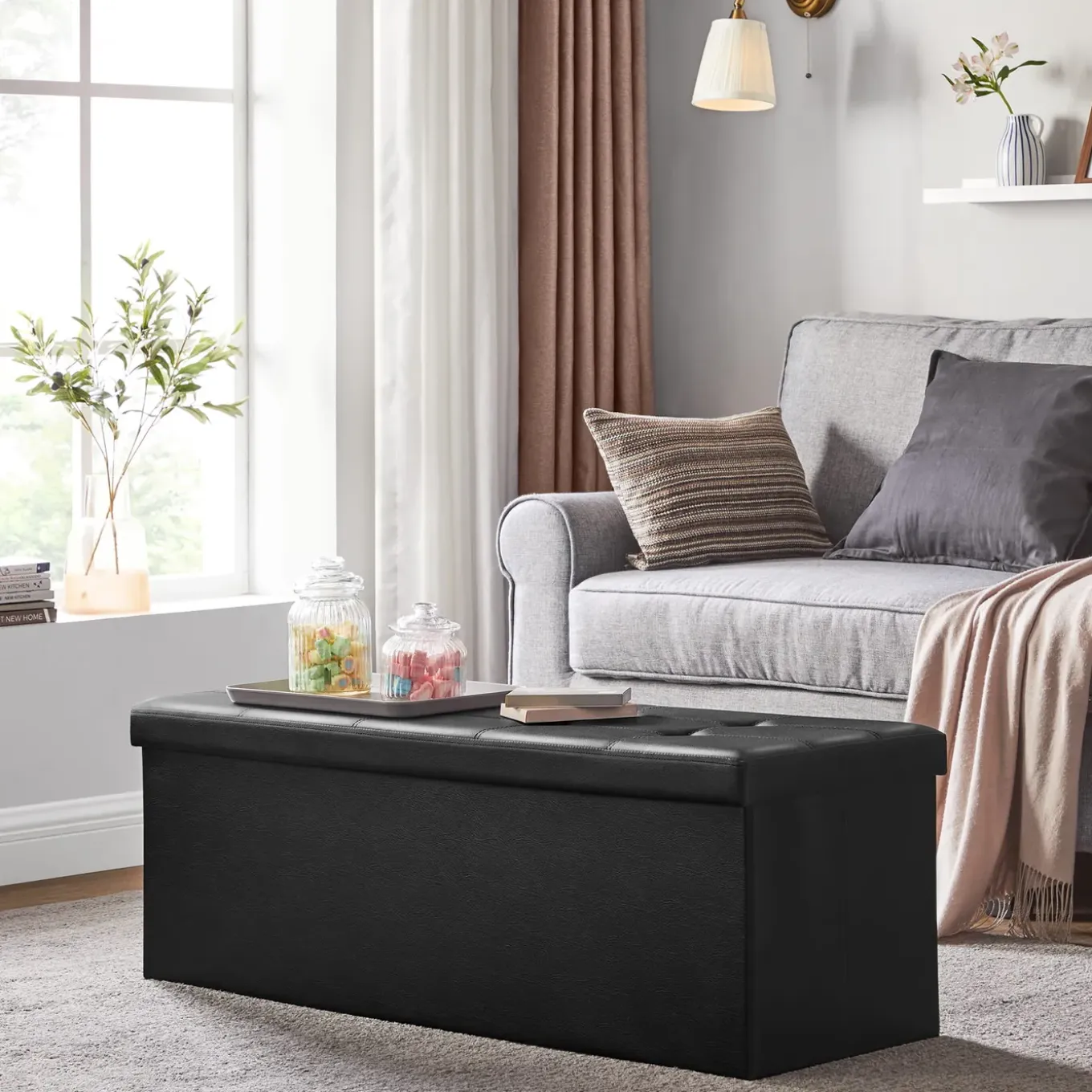 Leobert - Poef - Zwart - 110x38x38 Cm