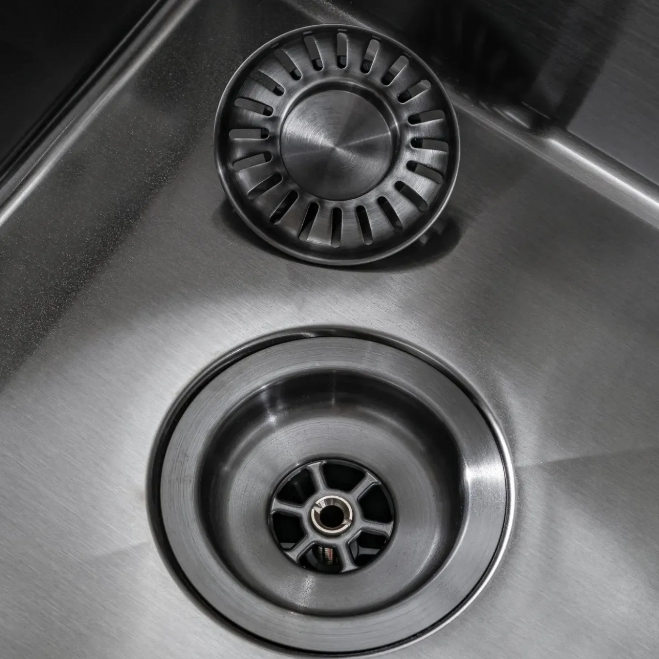 Lomazoo Dubbele Spoelbak Galaxy Rvs Gun Metal 875x450 Mm