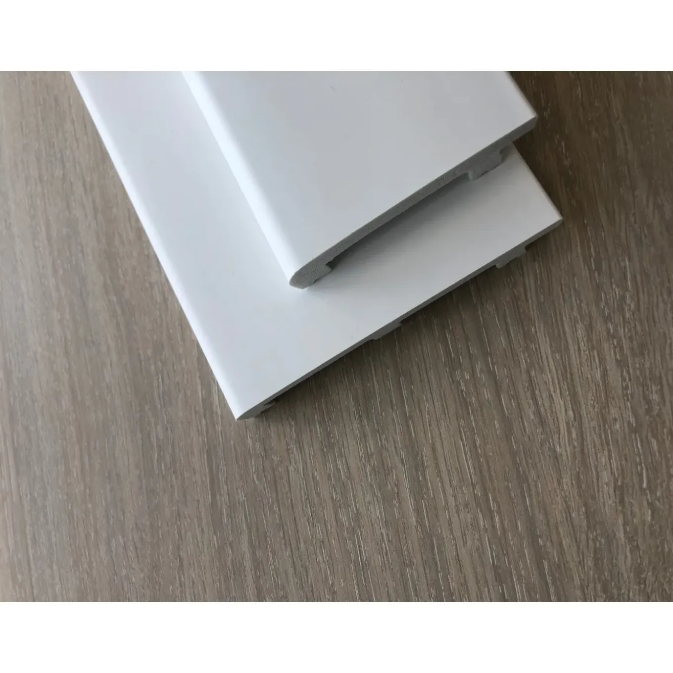 Maclean Products Plint MacLean - Wit - Kunststof - 240cm - 15x80mm