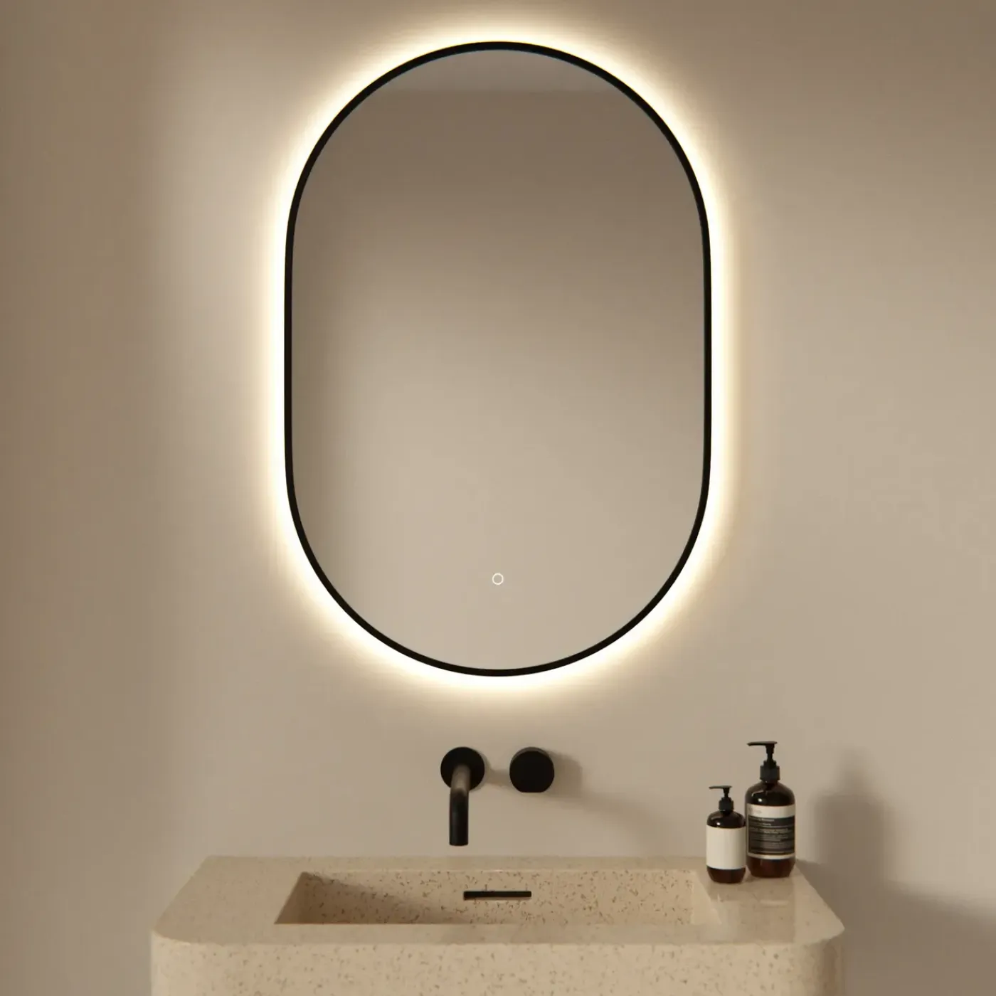 Mirlux Ovale Badkamerspiegel - 90x60cm - Zwart Frame - Anti-condens - 3 Dimbare Lichtstanden