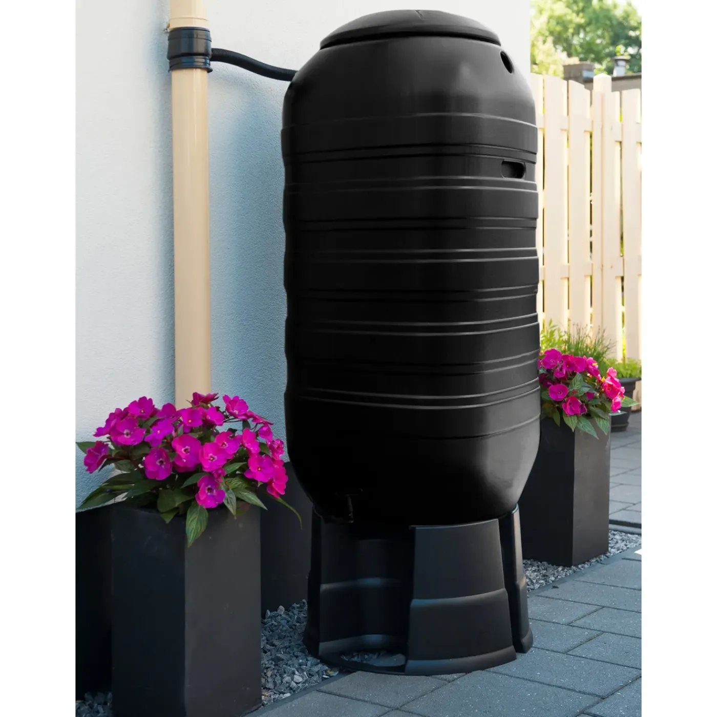 Nature Regenton - Muurmodel - 250L - Zwart Kunststof Set - 50x50x121cm