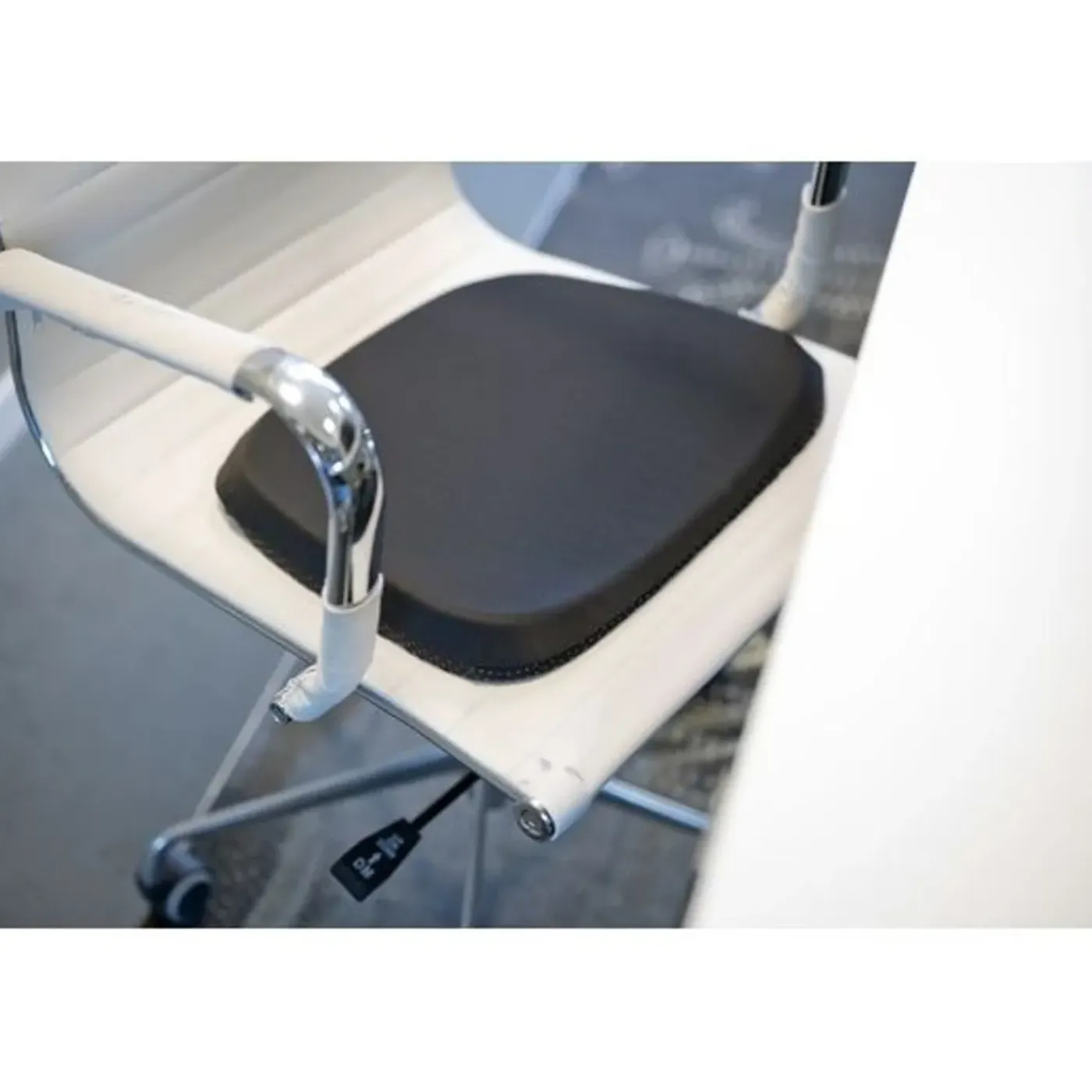 Nexxt Gel Zitkussen Ergonomisch Zwart 40 X 37 X 4 cm