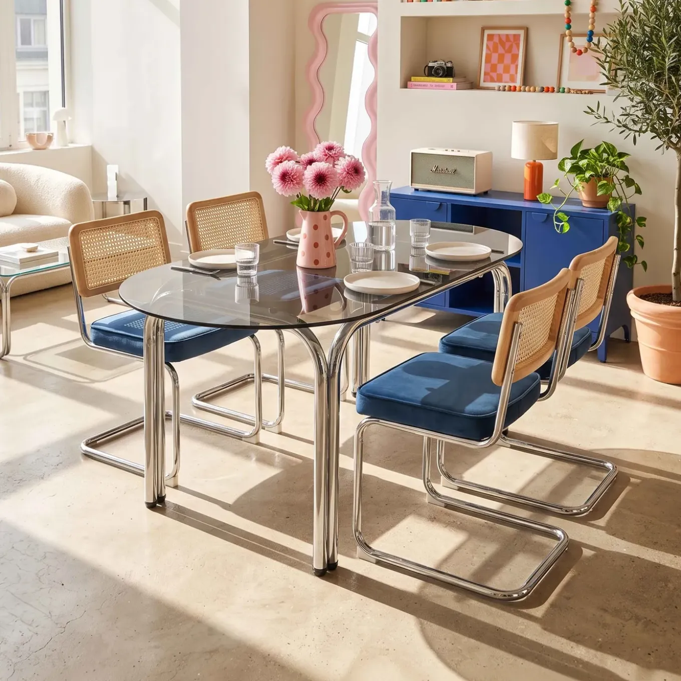 Oviala Lewis Ovale Eettafel Van Metaal En Gehard Glas Voor 6 Personen Zwart