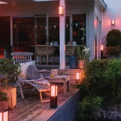 Philips Hue Impress wandlamp - wit en gekleurd licht - zwart - smal