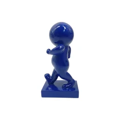Present Time - Beeld Amigo Walking Medium - Blauw - 10,5x9,8x20 Cm