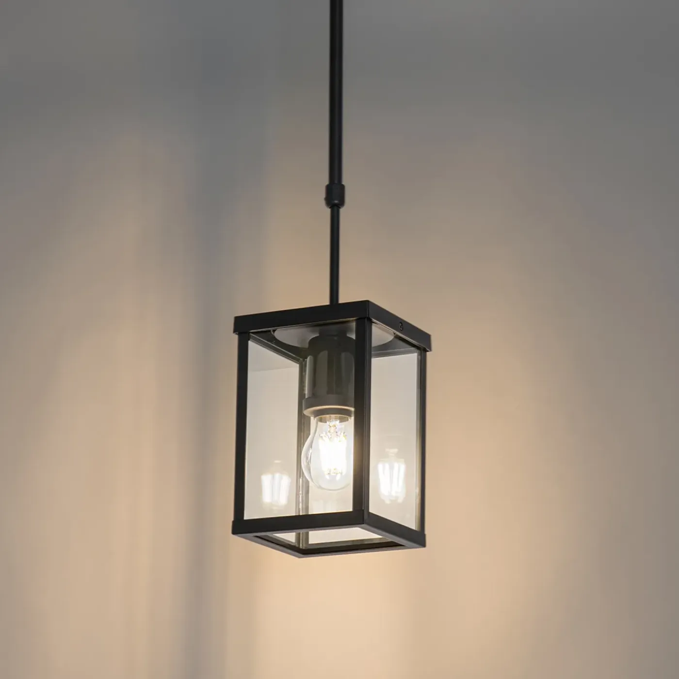 QAZQA Industriële Buiten Hanglamp Zwart Ip44 - Charlois