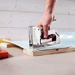 Rapid PRO Handtacker R34. Box