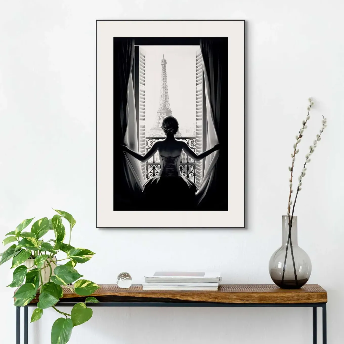 Schilderij Vrouw in Parijs - 50x70 cm - Zwart-Wit - Hout