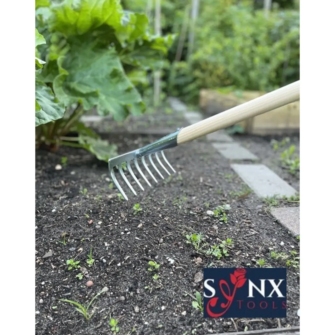 Synx Tools Tuinhark 8 Tanden Verzinkt + Nylon Bezem 45 Cm – Hark Steel150 Cm – Buitenbezem 150 Cm