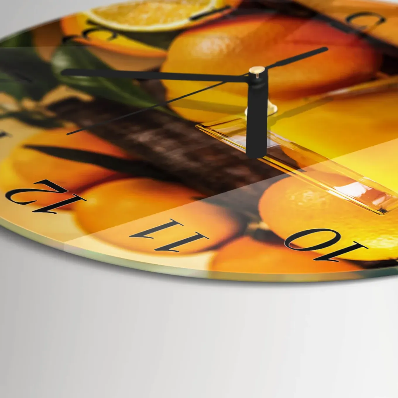 Tulup - Decoratieve Glazen Klok - Ronde - Sinaasappels - Oranje - 30 - Zwarte Handen