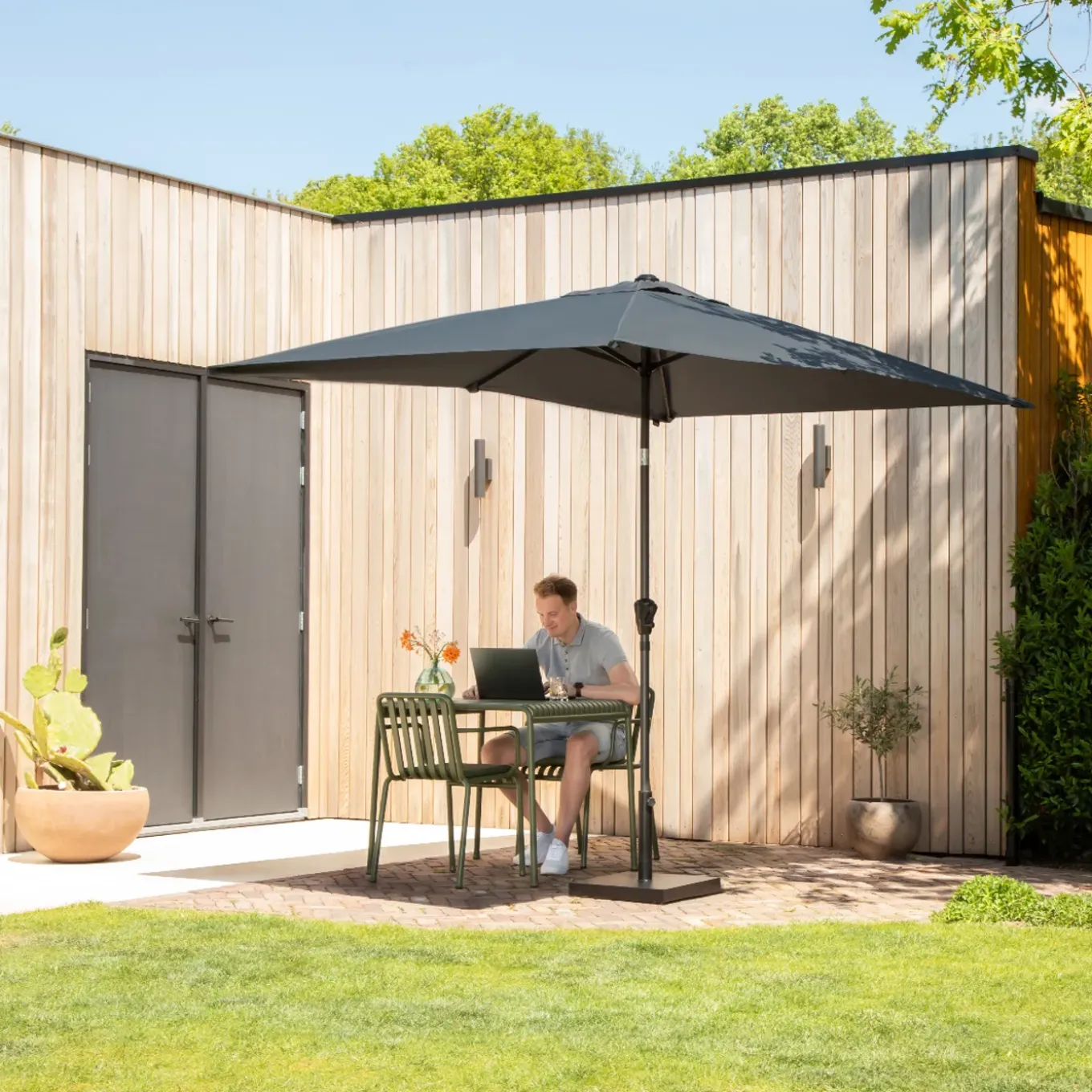 Vonroc Premium Parasol Rapallo 200x300cm – Duurzame Parasol - Combi Set Incl. Parasolvoet Van 20 Kg